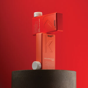 Kevin Murphy Colour Care serien: Skræddersyet pleje til farvet hår. Bevarer farvens intensitet, styrker og fugter. Opdag den ultimative beskyttelse og glans.