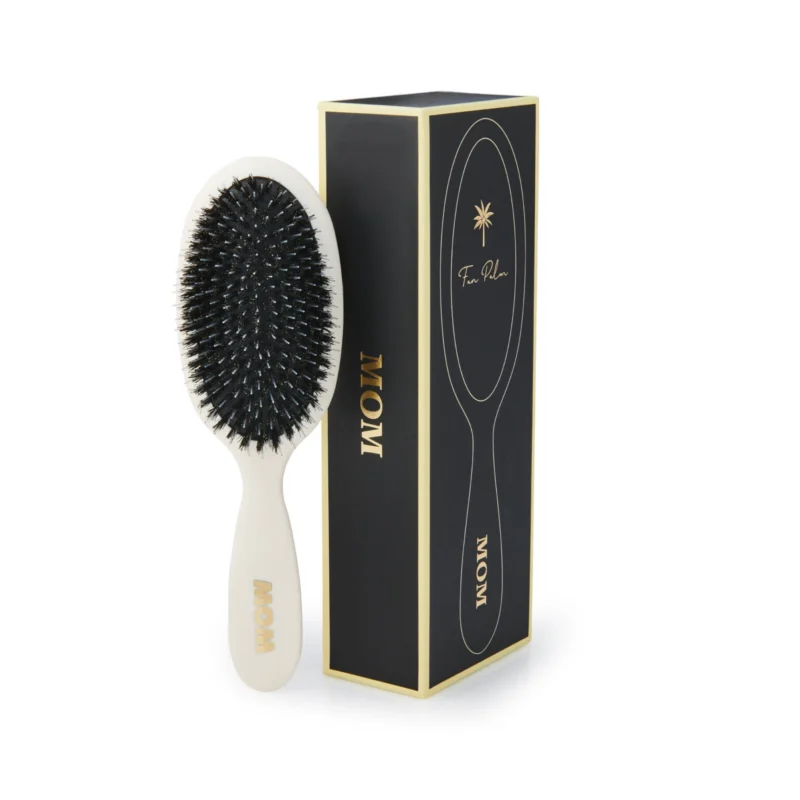 Fan Palm Hair Brush Medium: En alsidig hårbørste i et sofistikeret design inspireret af mor. Ideel til skånsom afklaring, styling og velegnet til alle hårtyper.