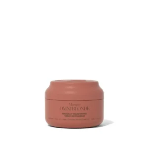OMNIBLONDE - Magically Transforming Tomato Retreatment Tomatmasken reducerer grønne misfarvninger fra blondt hår, og sikrer at din farve ikke falmer. Med intens fugt, leveret af argan­ og olivenolie samt Omni Lightening Defense Com­plex®, genopretter den også beskadiget hår.