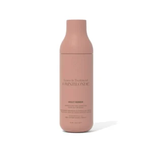 Omniblonde Violet Wonder Leave In Conditioner 150ml, der neutraliserer gyldne toner og giver silkeblødt, fyldigt hår.