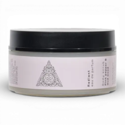 Radiant Makeup Body Scrub Pink Pepper and Oud Wood 200 ml